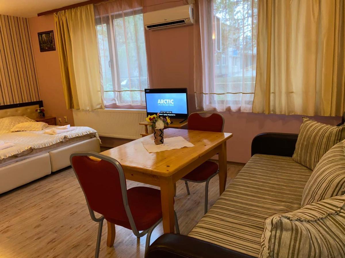Hotel Svishtov Extérieur photo