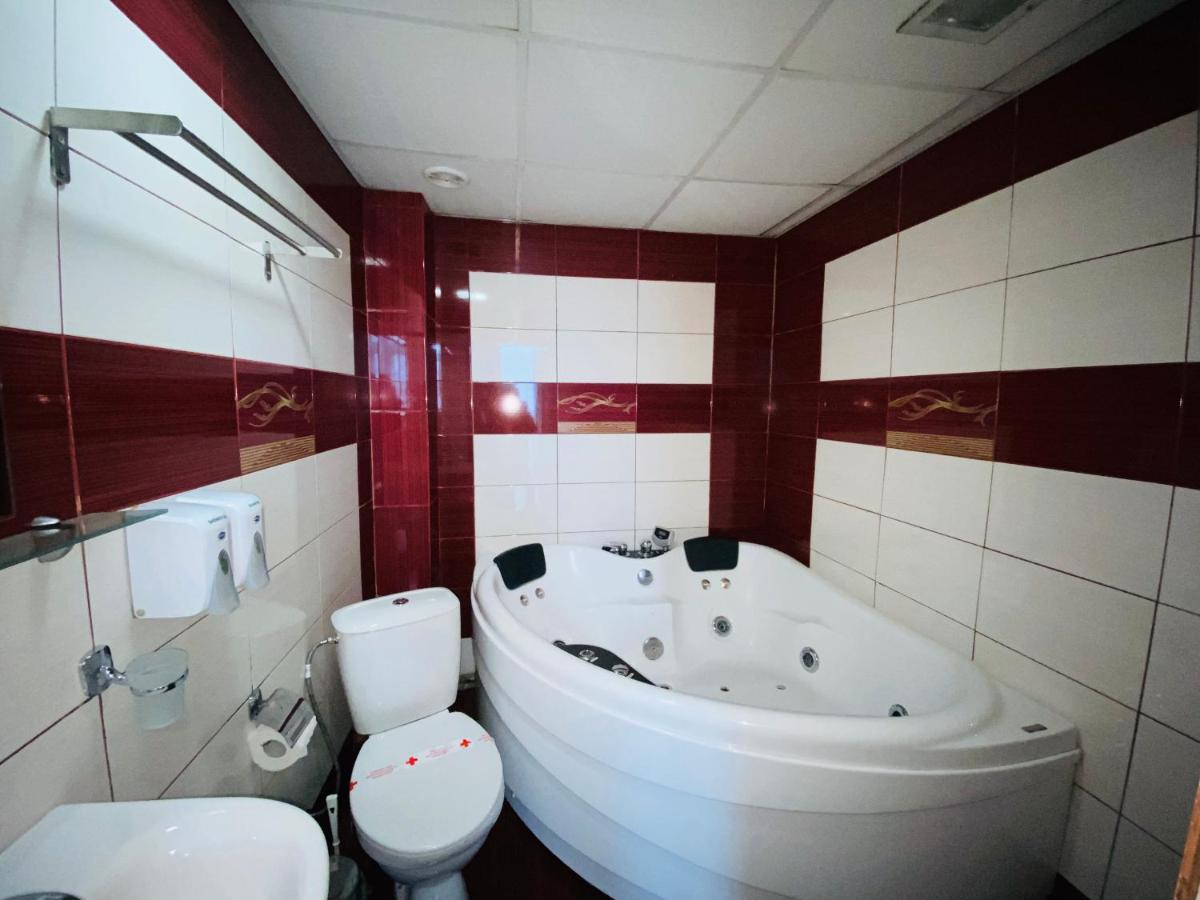 Hotel Svishtov Extérieur photo