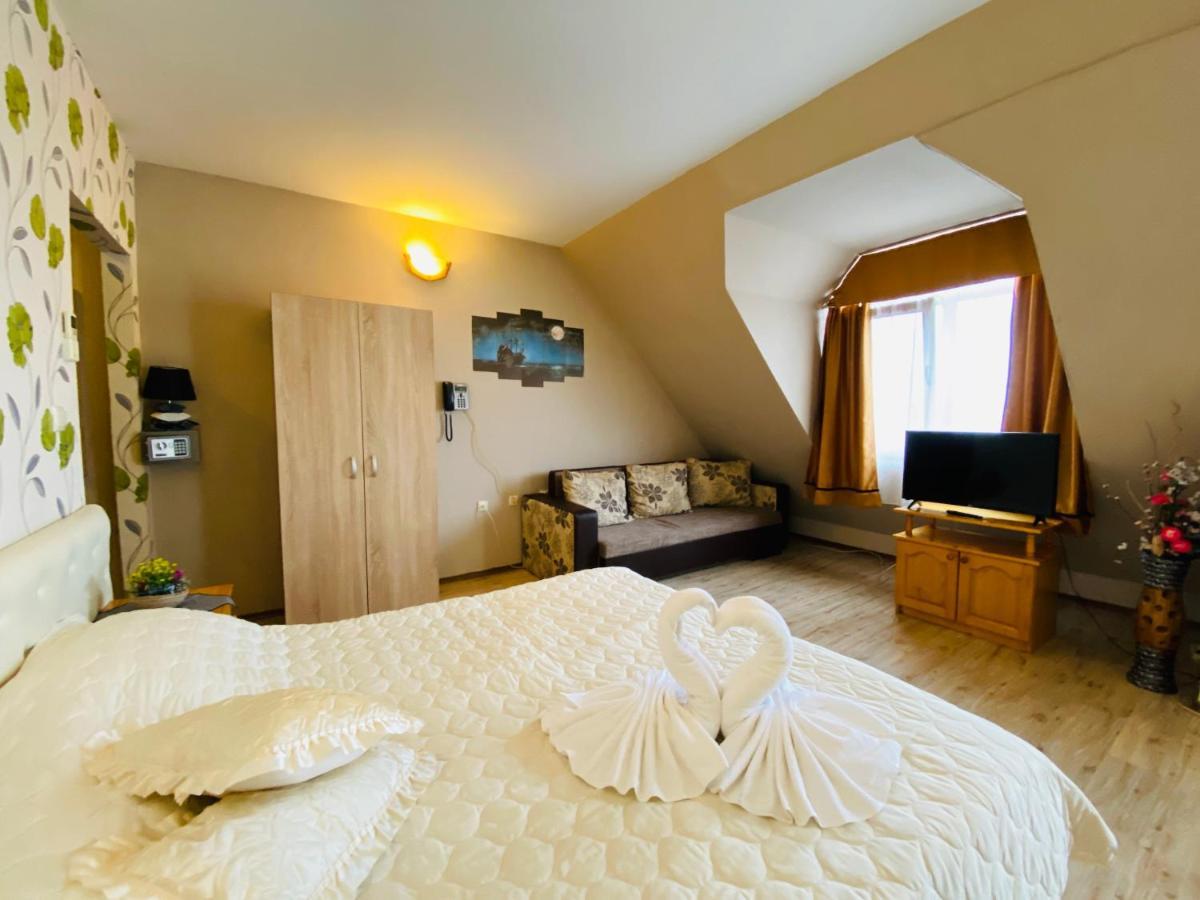 Hotel Svishtov Extérieur photo