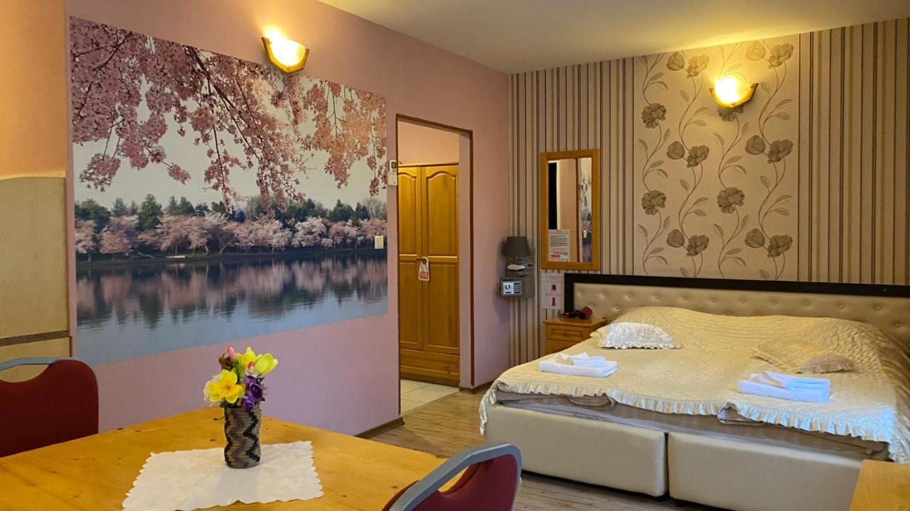 Hotel Svishtov Extérieur photo