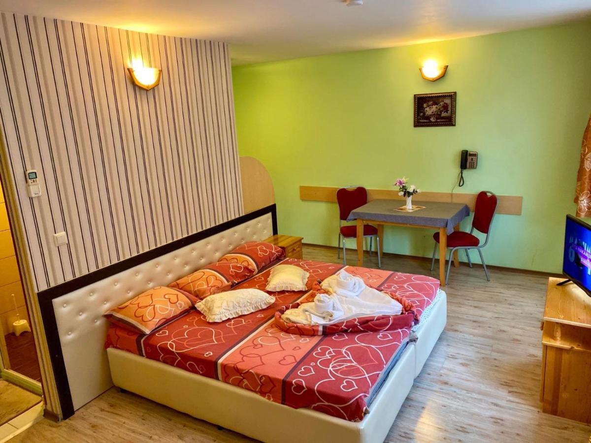 Hotel Svishtov Extérieur photo