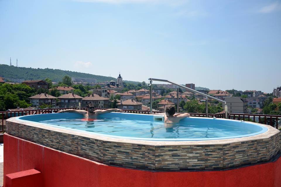 Hotel Svishtov Extérieur photo